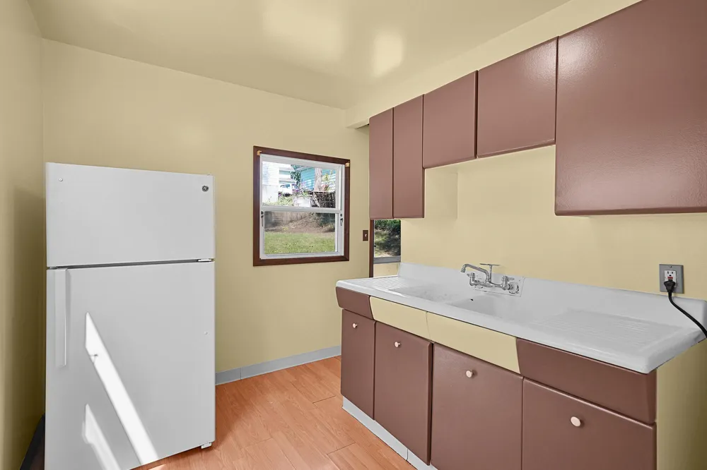 973 Valley Avenue NW Grand Rapids, MI 49504