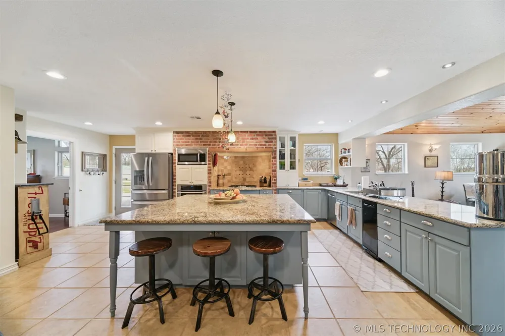 36257 S 4190 ROAD Inola, OK 74036