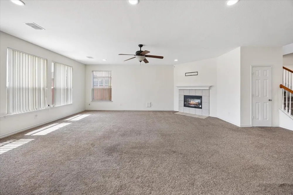 7704 Labrador Drive Arlington, TX 76002