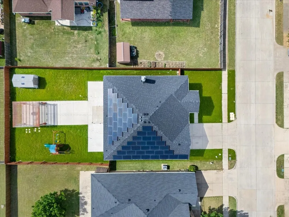 7704 Labrador Drive Arlington, TX 76002