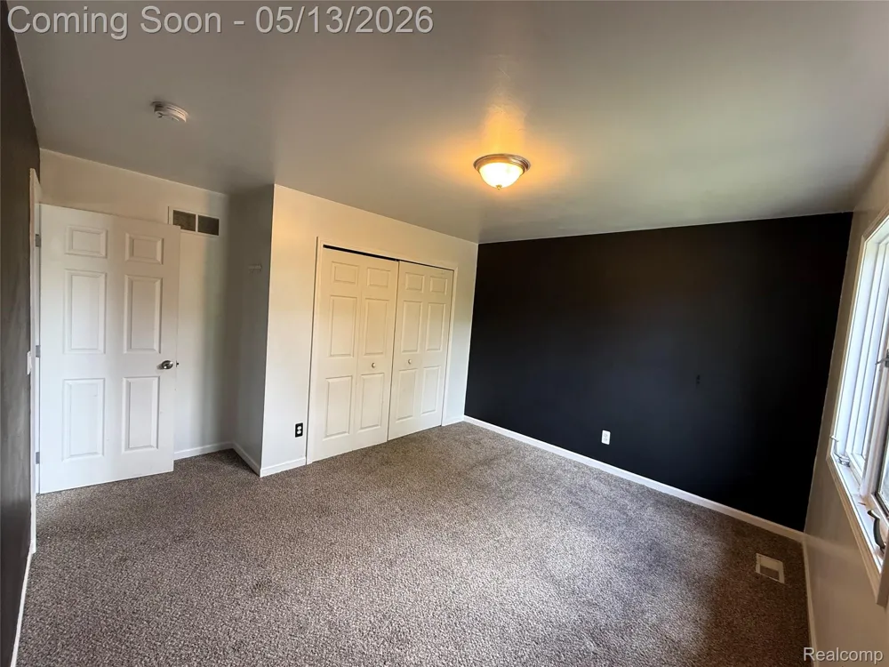 8334 McKinley Center Line City, MI 48015