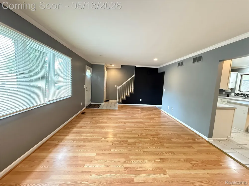 8334 McKinley Center Line City, MI 48015