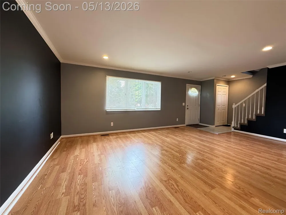 8334 McKinley Center Line City, MI 48015