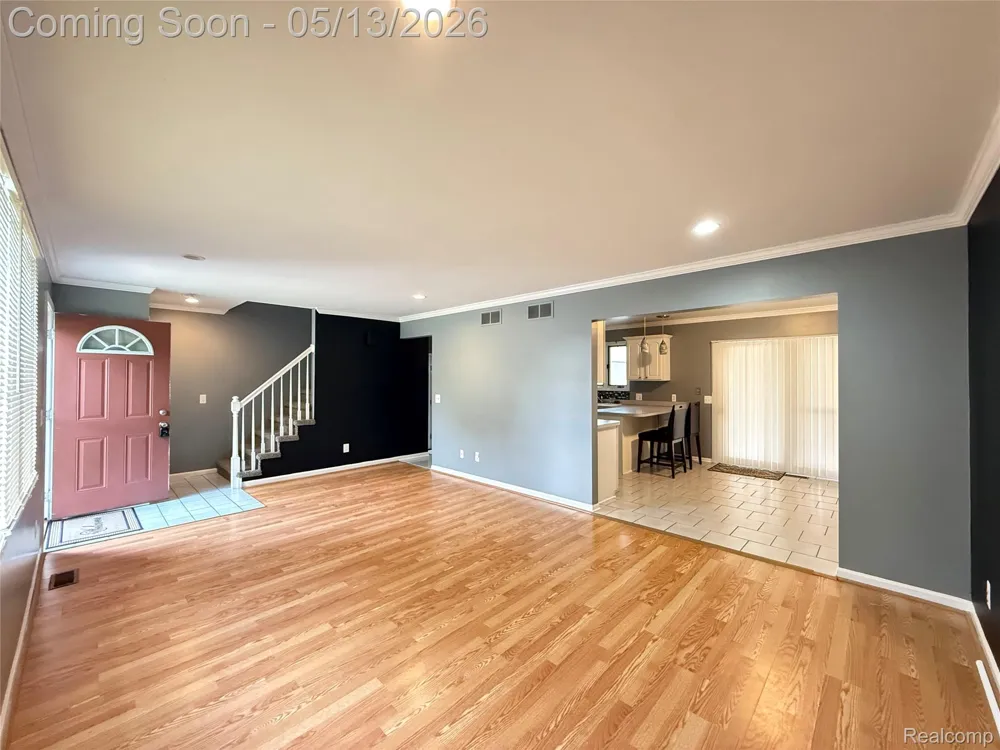 8334 McKinley Center Line City, MI 48015
