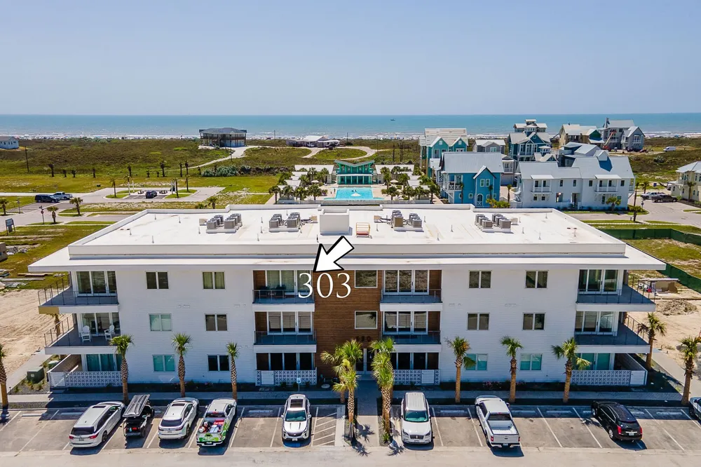 630 W Center Square #303 Port Aransas, TX 78373