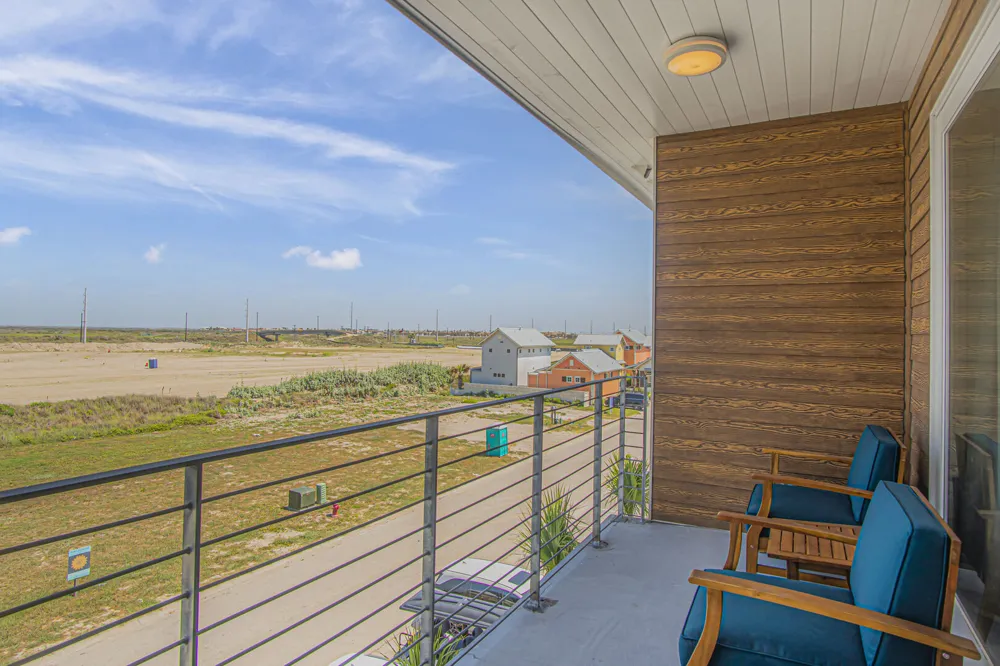 630 W Center Square #303 Port Aransas, TX 78373