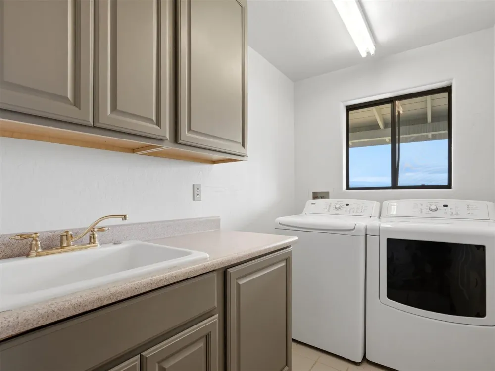 43736 Highway 49 Ahwahnee, CA 93601