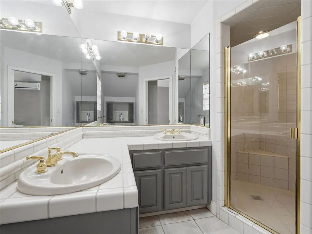 43736 Highway 49 Ahwahnee, CA 93601