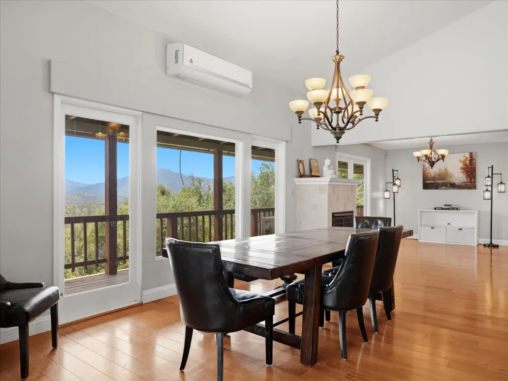 43736 Highway 49 Ahwahnee, CA 93601