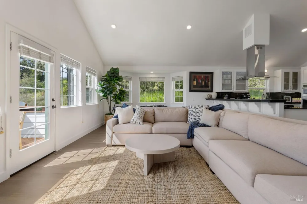 38936 Cypress Way Gualala, CA 95445