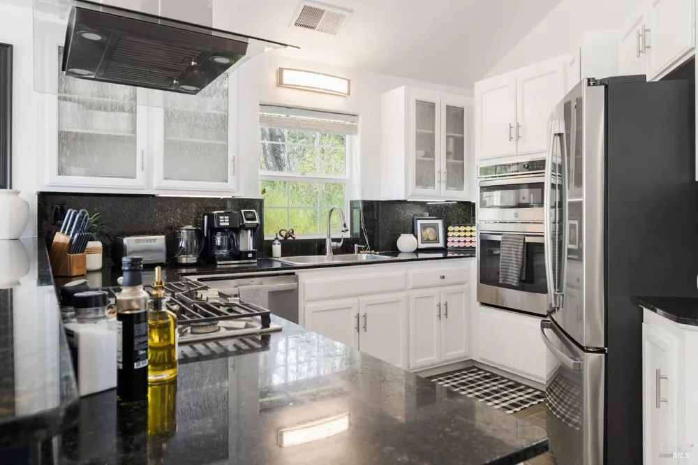 38936 Cypress Way Gualala, CA 95445