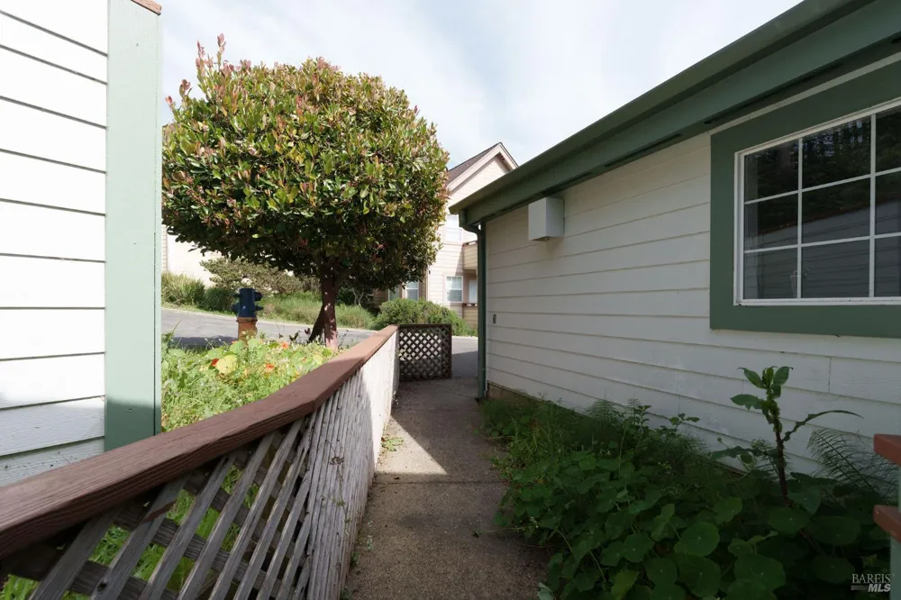 38936 Cypress Way Gualala, CA 95445