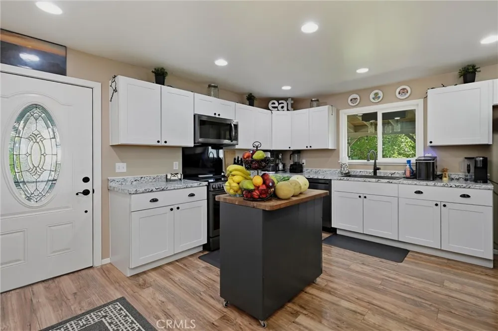20257 Indian Rock Road Hidden Valley Lake, CA 95467