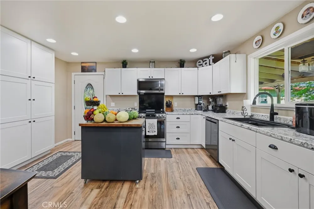 20257 Indian Rock Road Hidden Valley Lake, CA 95467