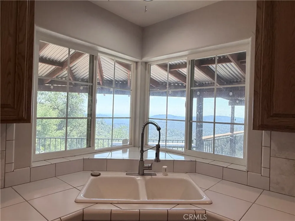 34914 Sneezeweed Lane North Fork, CA 93643