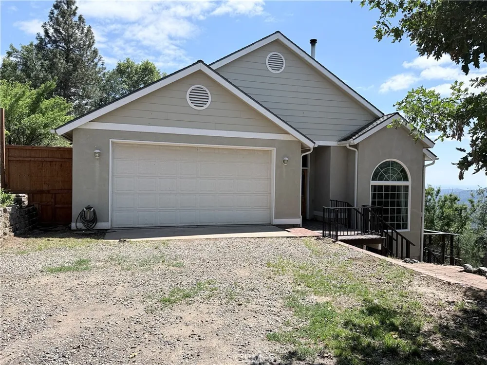 34914 Sneezeweed Lane North Fork, CA 93643