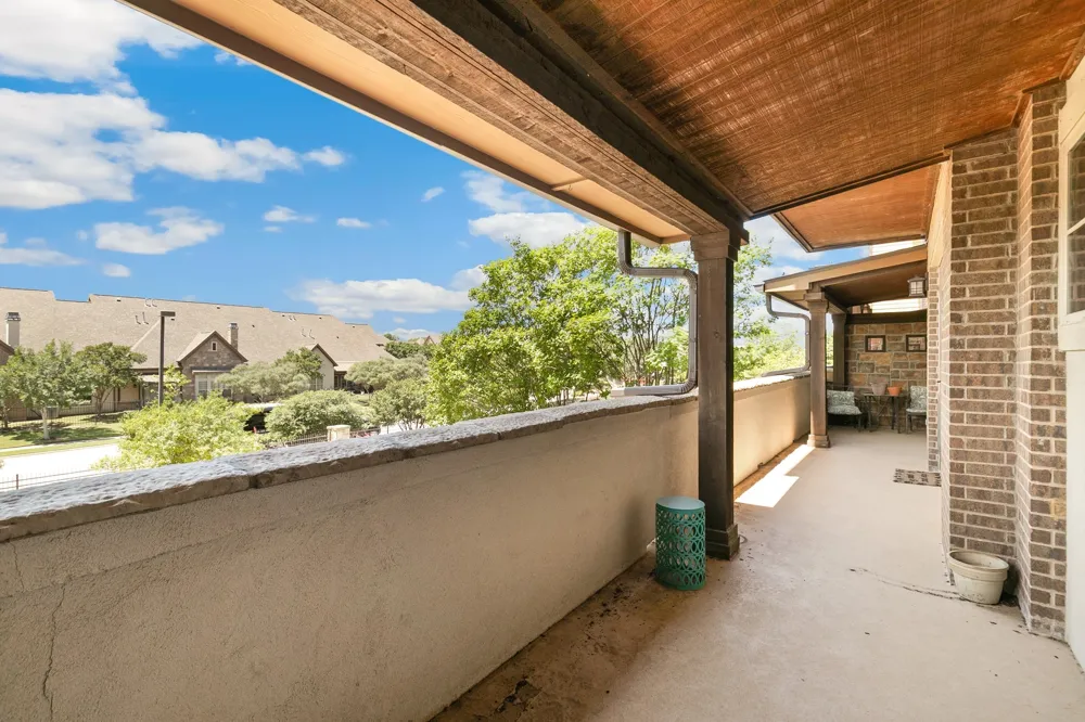 301 Watermere Drive #212 Southlake, TX 76092