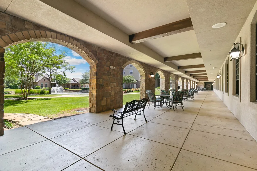 301 Watermere Drive #212 Southlake, TX 76092