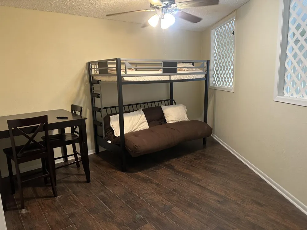 24488 Country Club Drive Huntsville, TX 77340