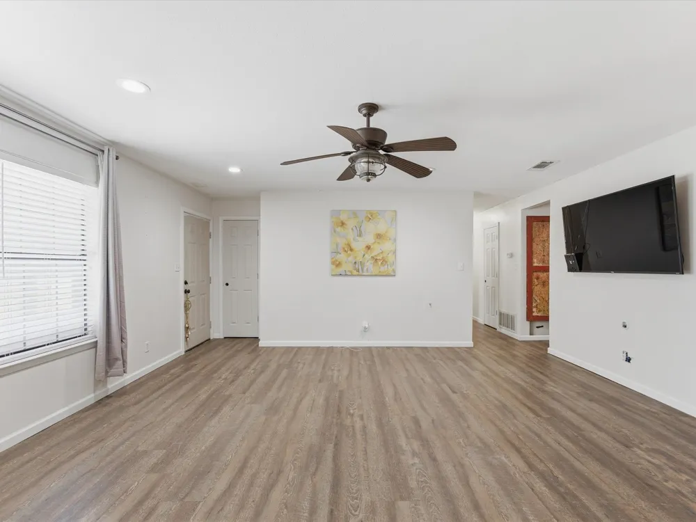 308 Oakwood Street Chico, TX 76431