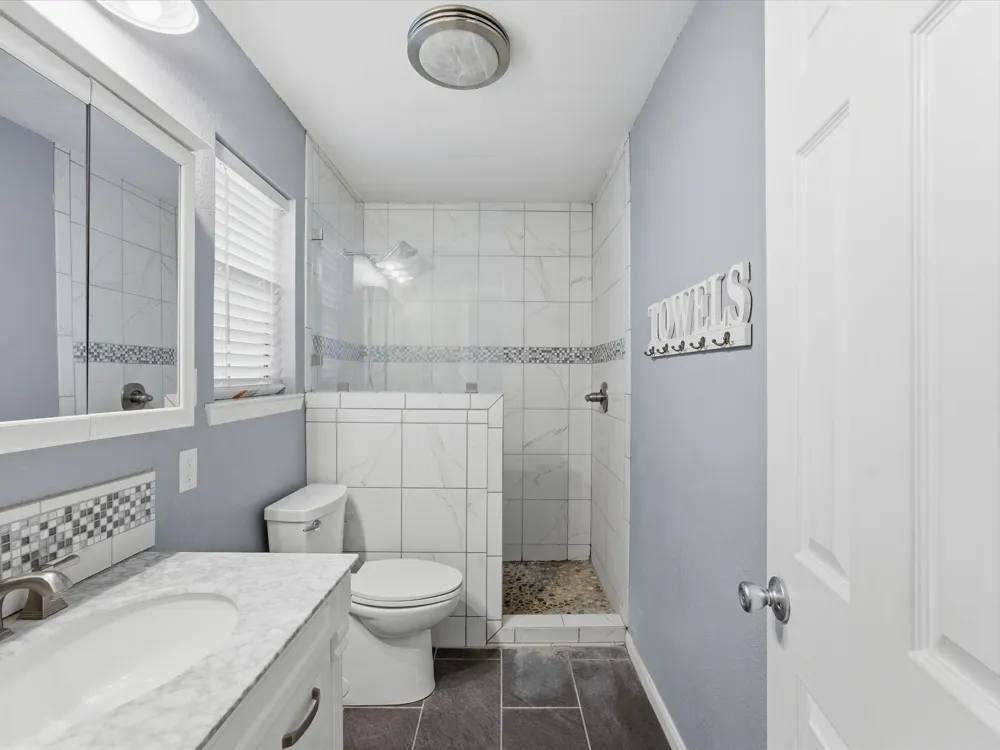 308 Oakwood Street Chico, TX 76431