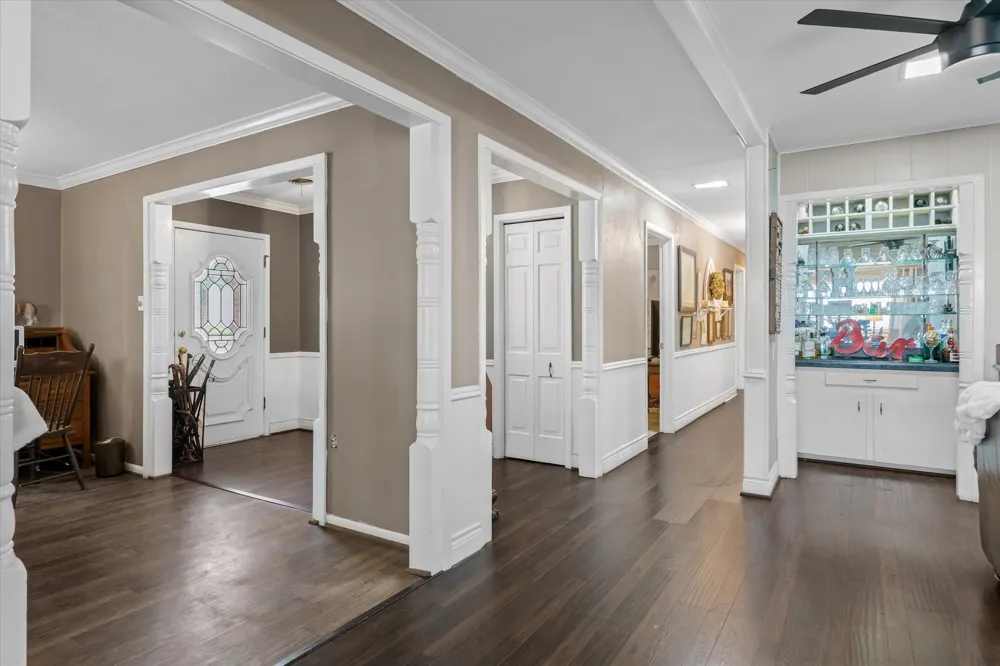202 S Houston Street Edgewood, TX 75117