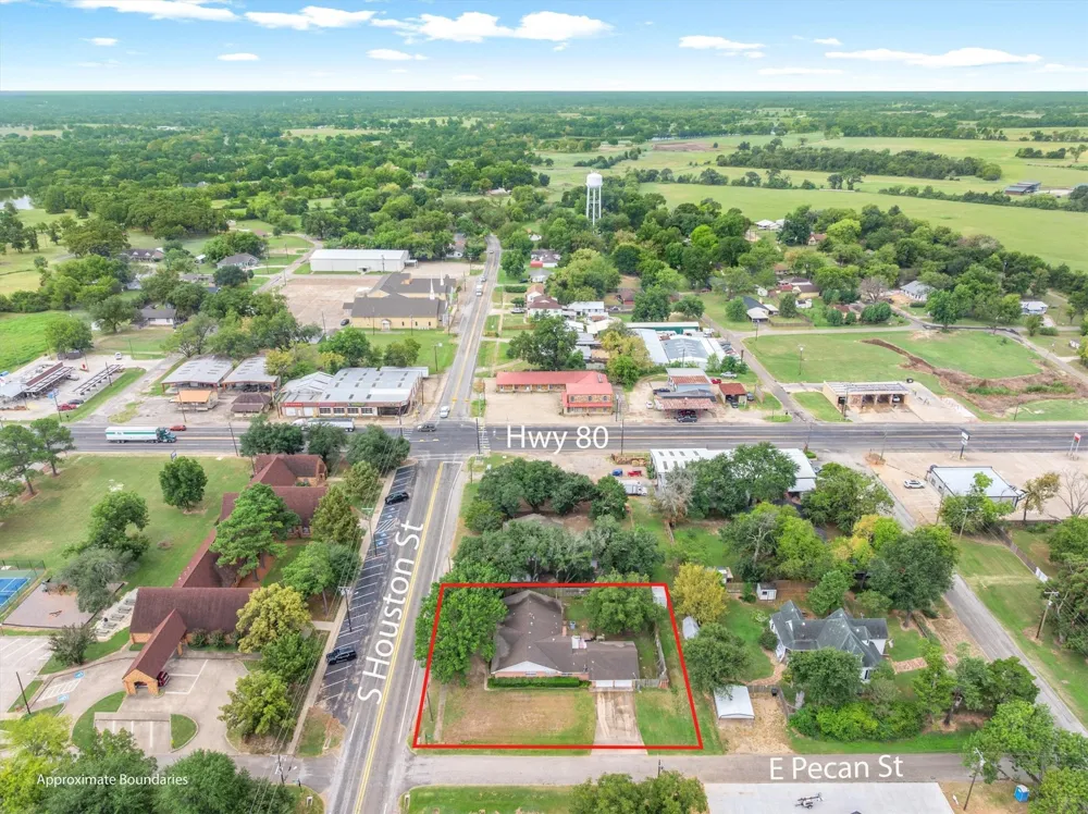 202 S Houston Street Edgewood, TX 75117