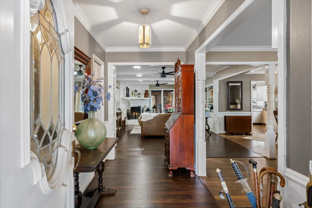 202 S Houston Street Edgewood, TX 75117