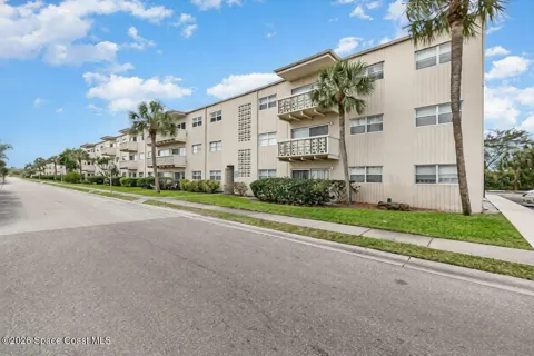 223 Columbia Drive #114