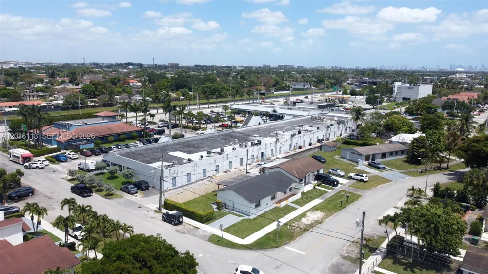 7993 SW 9th Ter Miami, FL 33144