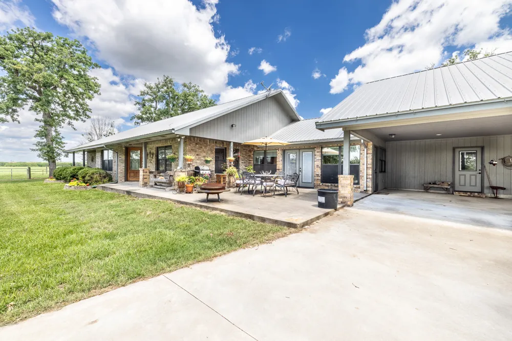 6589 State Highway 304 Harwood, TX 78632