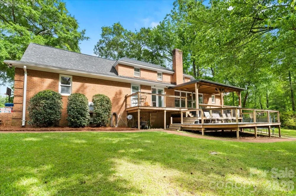 209 Fairway Road Cheraw, SC 29520