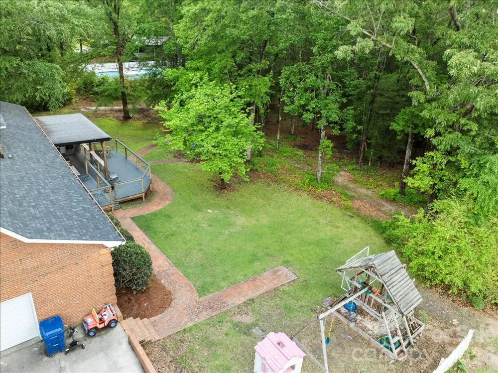 209 Fairway Road Cheraw, SC 29520