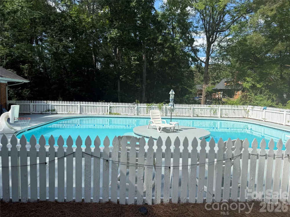 209 Fairway Road Cheraw, SC 29520