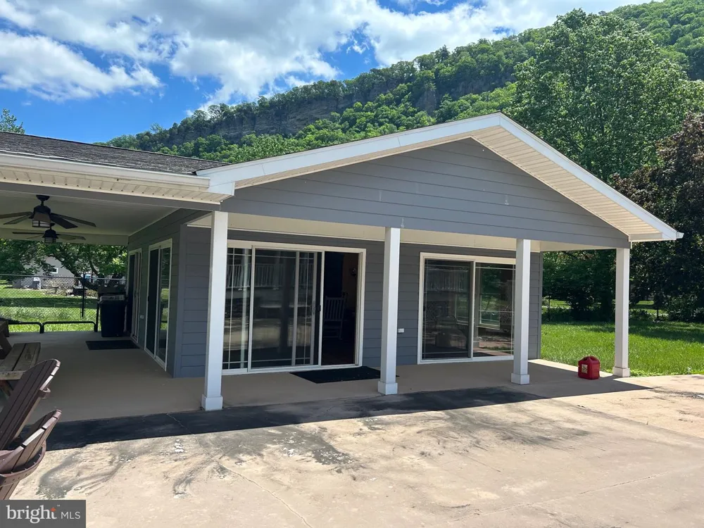 107 TROUT LANE Cabins, WV 26855