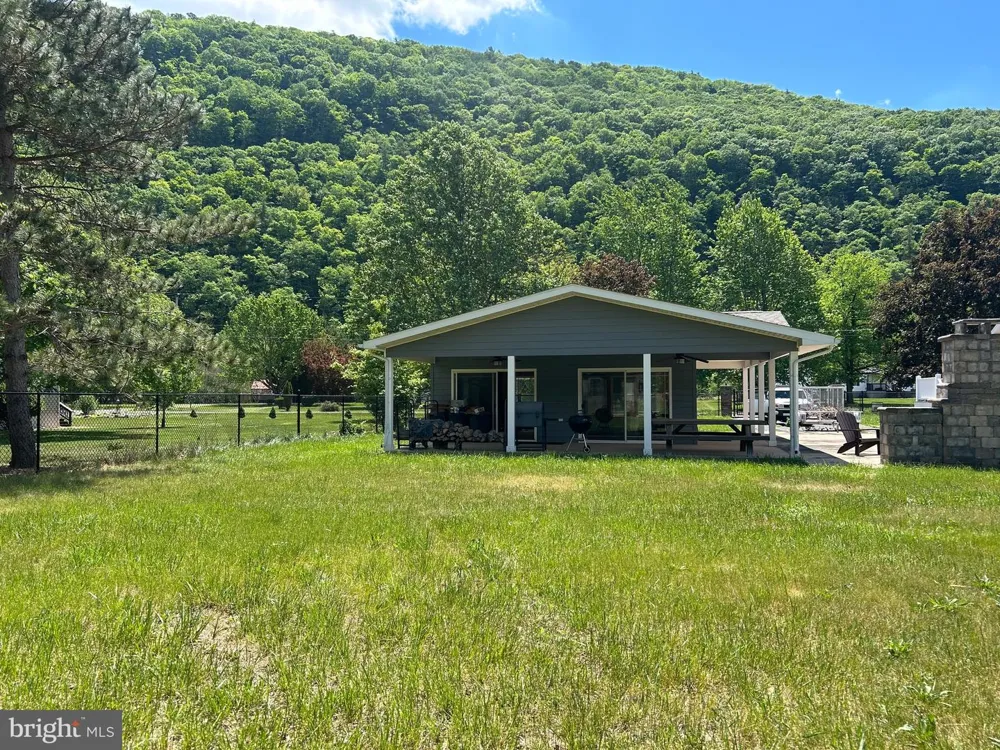 107 TROUT LANE Cabins, WV 26855