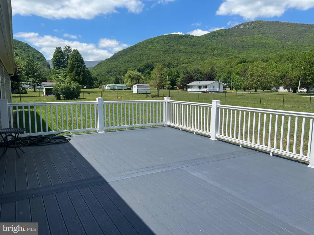 107 TROUT LANE Cabins, WV 26855
