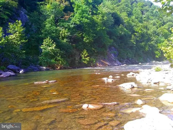 107 TROUT LANE Cabins, WV 26855