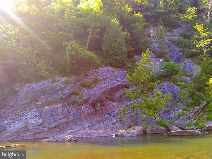 107 TROUT LANE Cabins, WV 26855