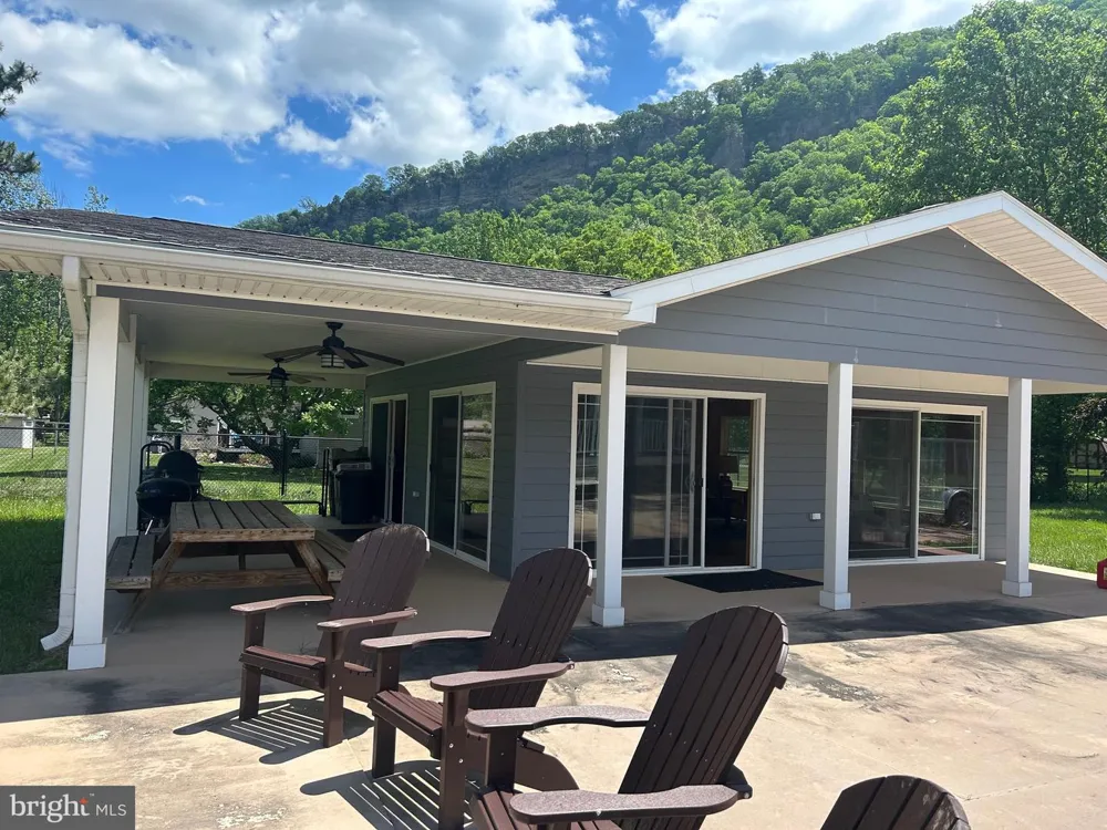 107 TROUT LANE Cabins, WV 26855