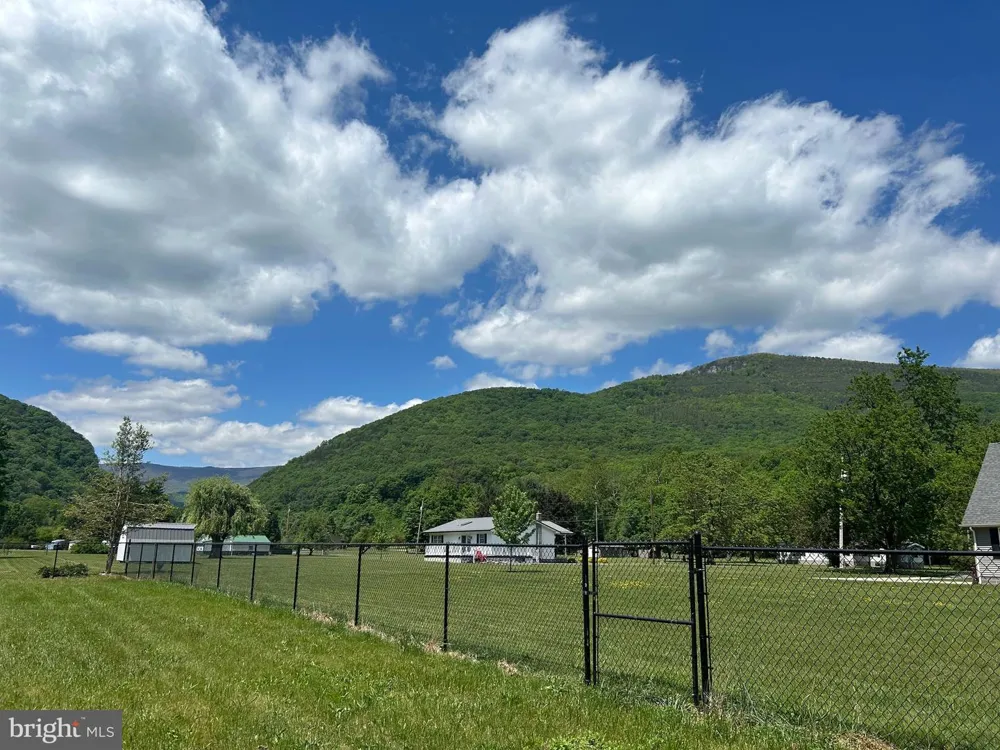 107 TROUT LANE Cabins, WV 26855