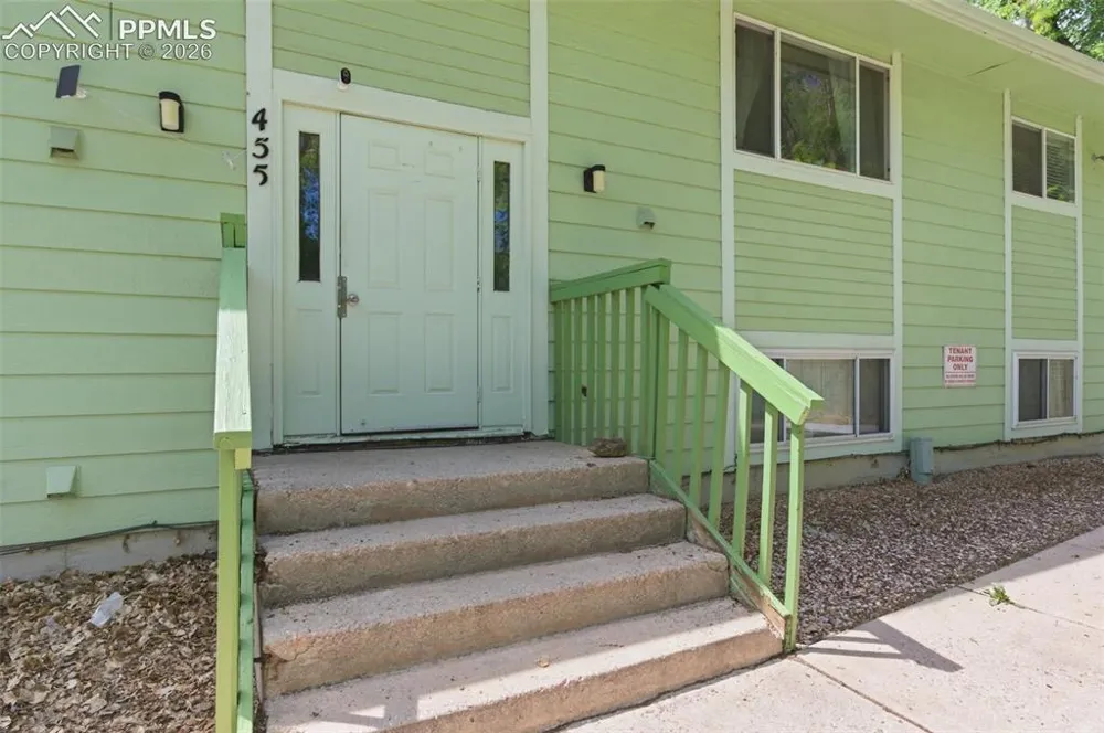 455 W Van Buren Street Colorado Springs, CO 80907