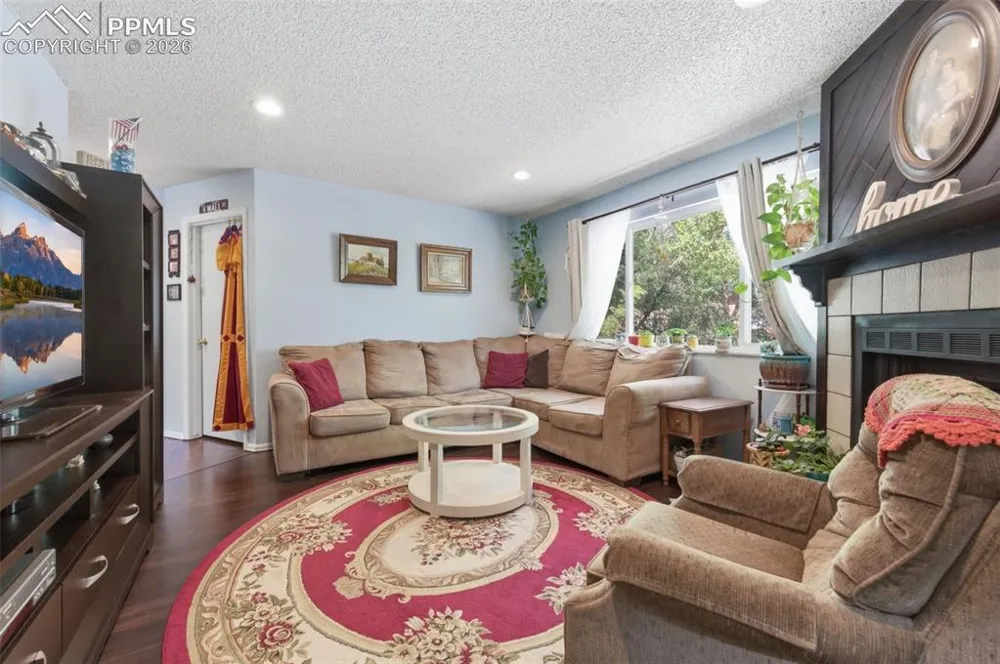 455 W Van Buren Street Colorado Springs, CO 80907