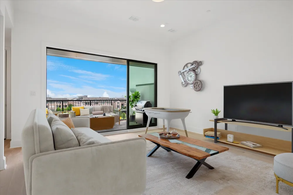 4080 Oak Circle Addison, TX 75001