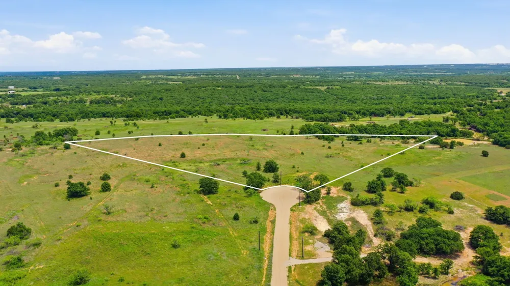 2050 Mustang Ridge Perrin, TX 76486