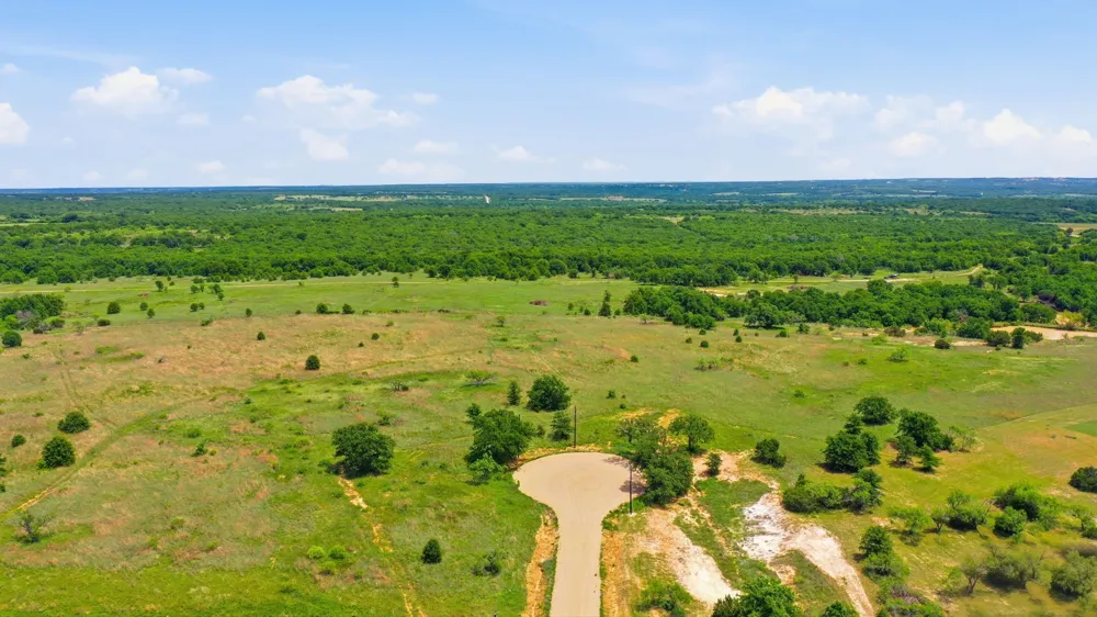 2050 Mustang Ridge Perrin, TX 76486