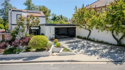 4520 Park Cordero