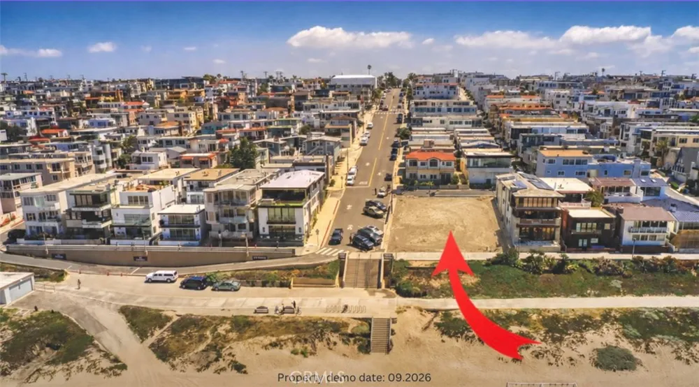 2120 The Strand Manhattan Beach, CA 90266