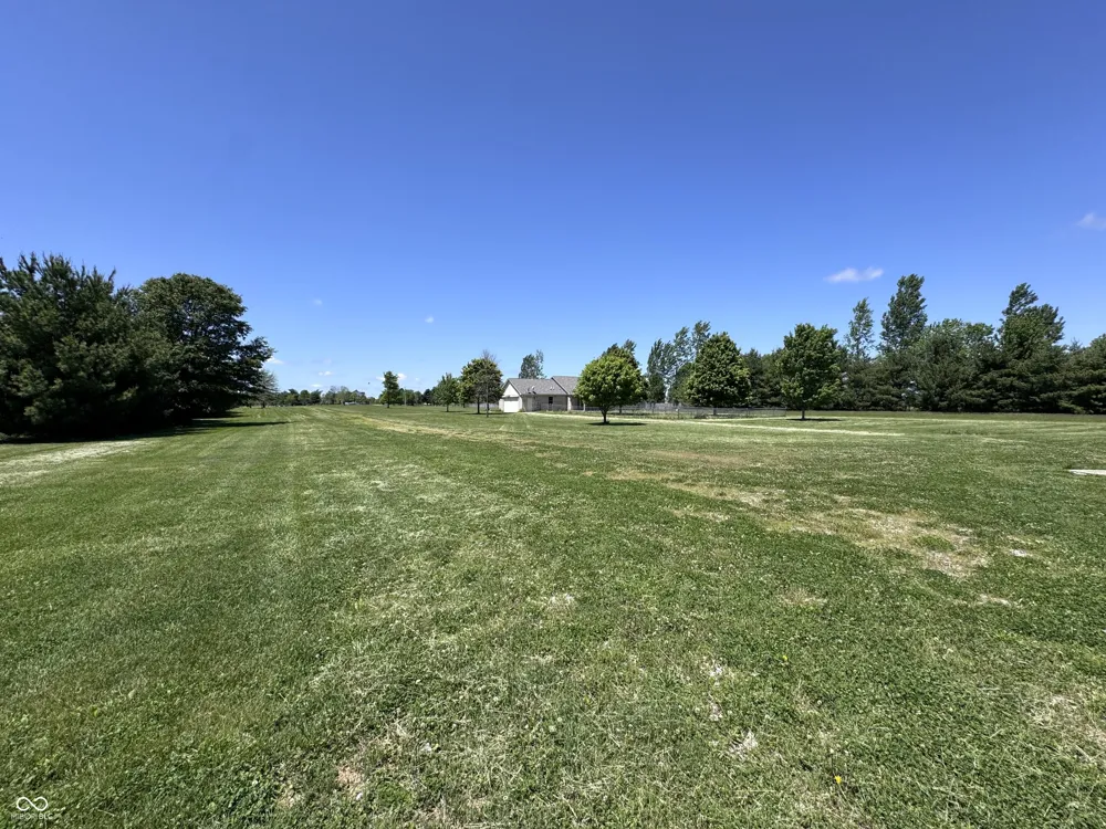 813 S 400 W Bargersville, IN 46106