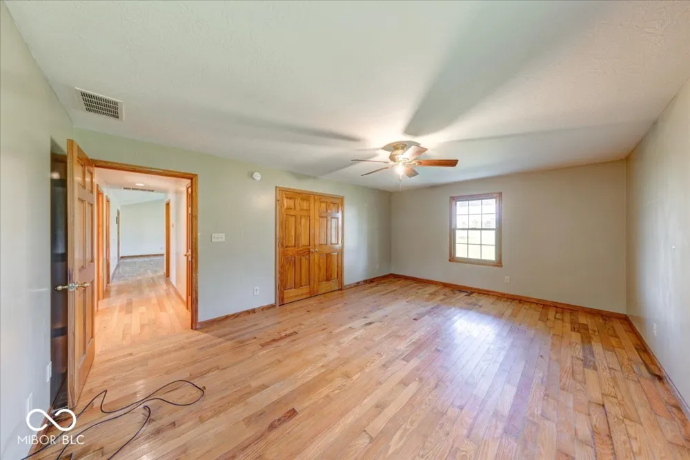 813 S 400 W Bargersville, IN 46106